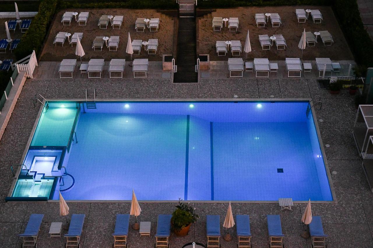 Hotel Beny Lido di Jesolo Exterior photo